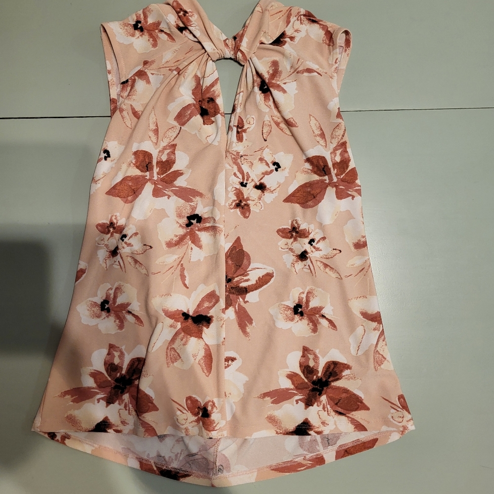 High-necked Le Chateau Blouse with keyhole detail